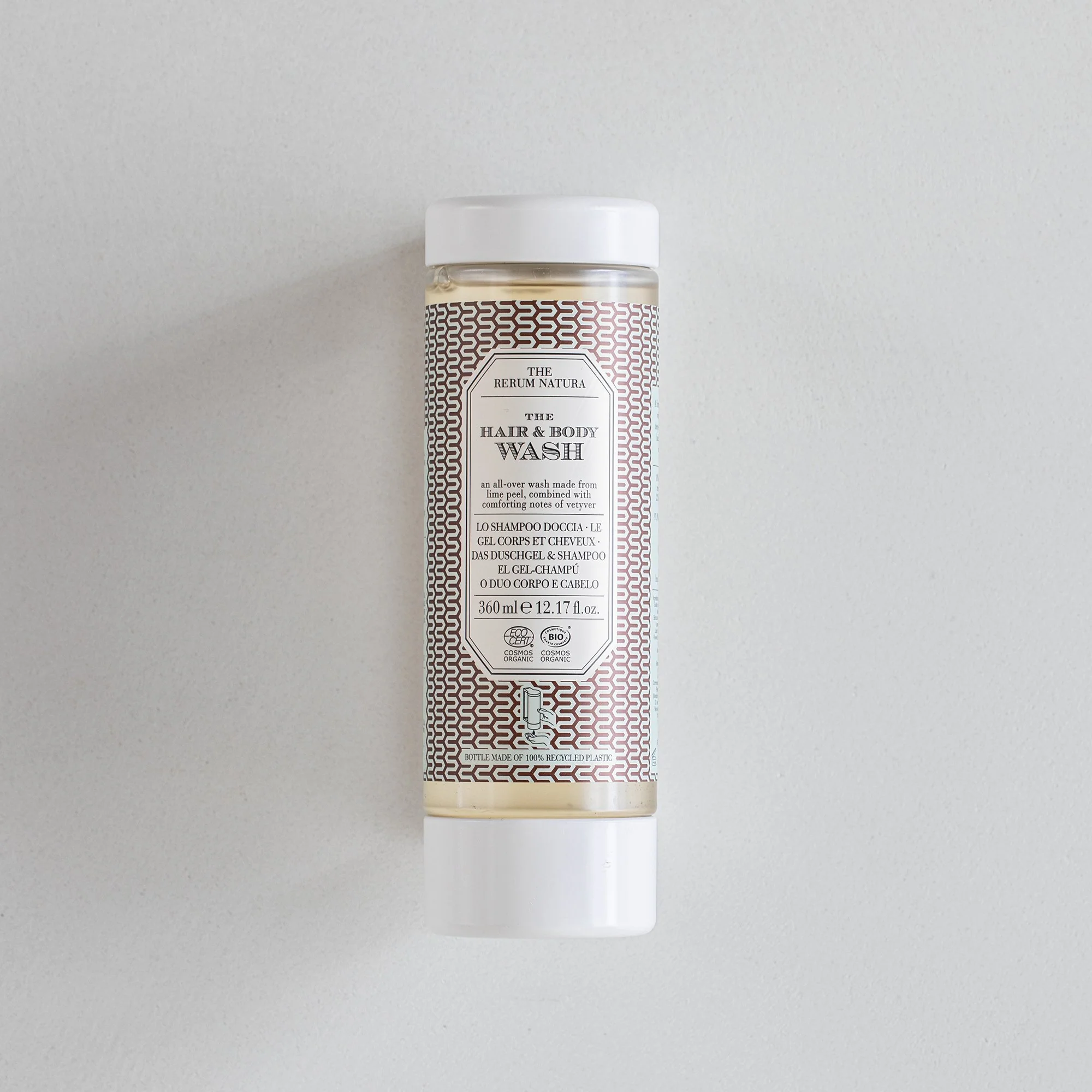 rerum hotel shower shampoo