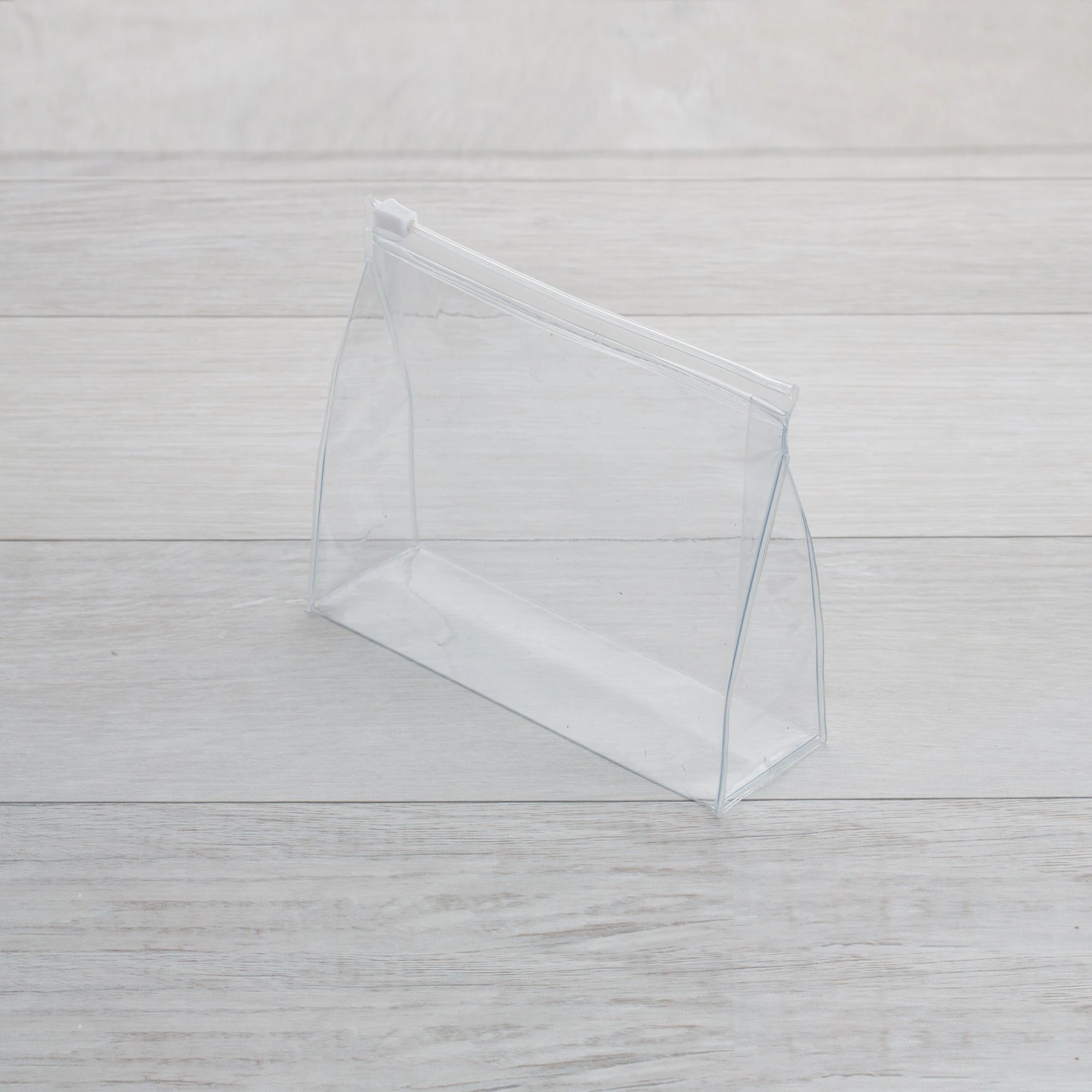 K052TR_BK Dimensioni: 150 x 125 X 45 mm